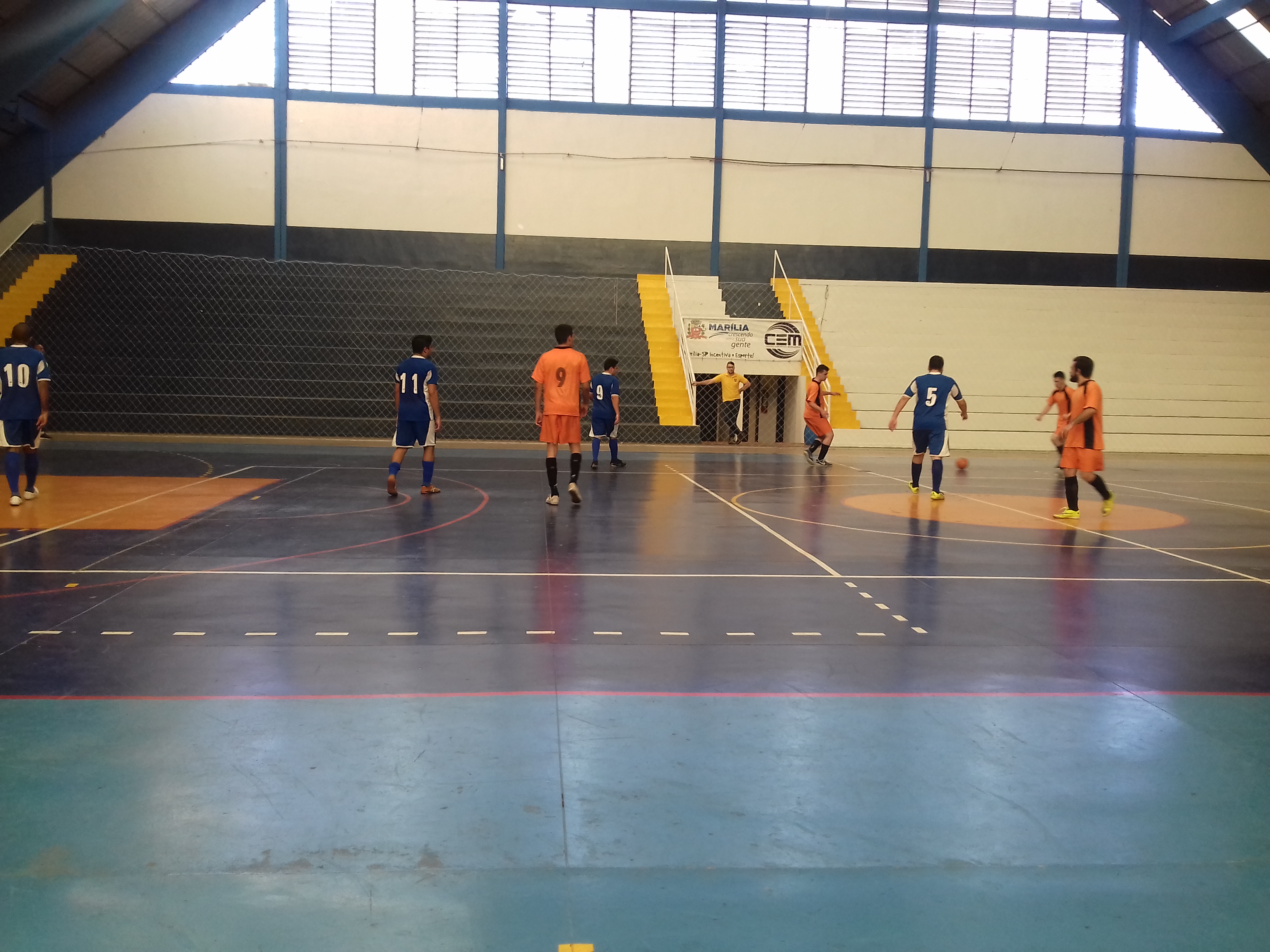 Semifinal do 5º Torneio Regional de Futsal do SEAAC de Marília e Região